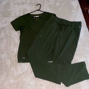 Greys anatomy scrub set. Olive green set